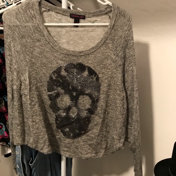 Sweater - Picture 1 of 4